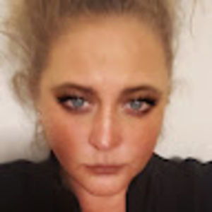 Meet your Posher, Kelie